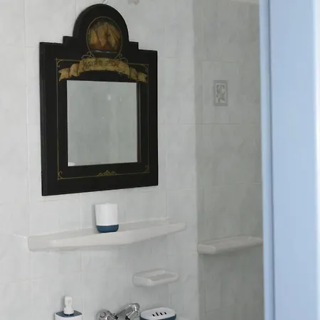 Appartement Cute Seafront Escape For 3