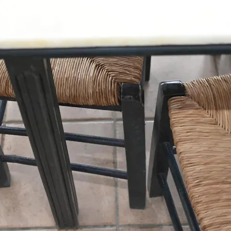 Cute Seafront Escape For 3 Pátmos